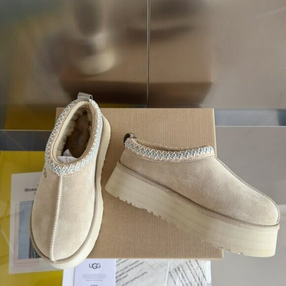 UGG Tasman Slippers Mustard Seed Womens - Picture 4 of 9